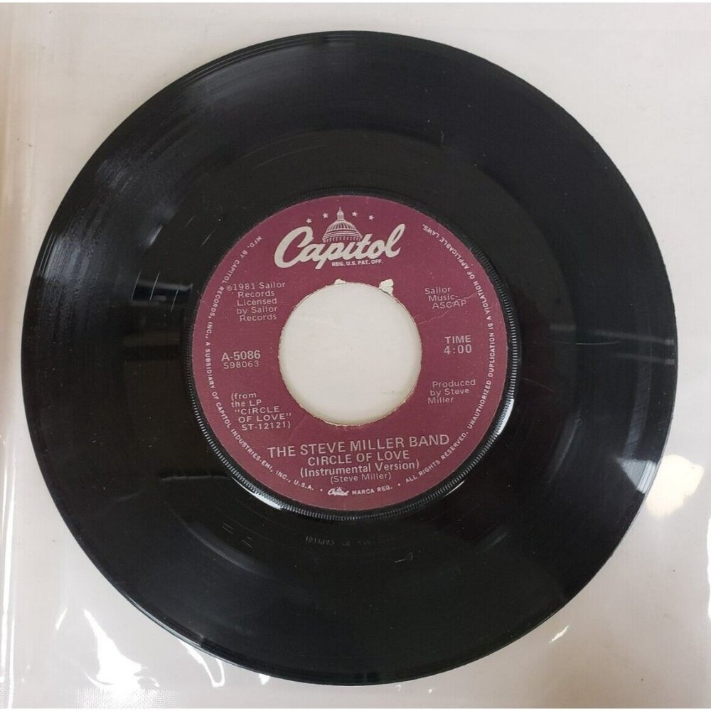 Record 45 RPM Vinyl  Steve Miller Band- Circle of Love